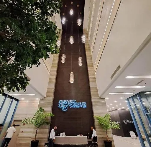 38 Park Ave With Gym, Pool, Fiber Wifi * Cebu
