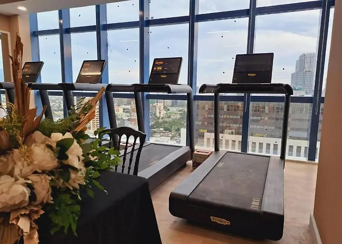 38 Park Ave With Gym, Pool, Fiber Wifi *